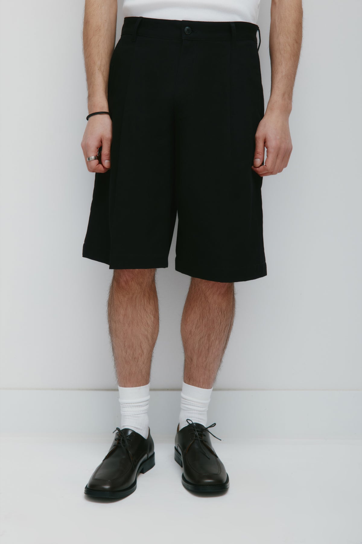 Short Nilus pour homme en noir