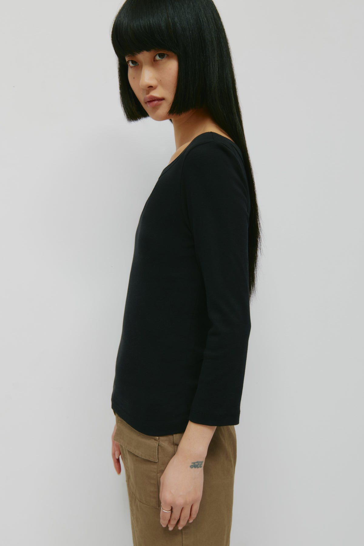 Women's Boatneck 3/4 Sleeve Top in Black