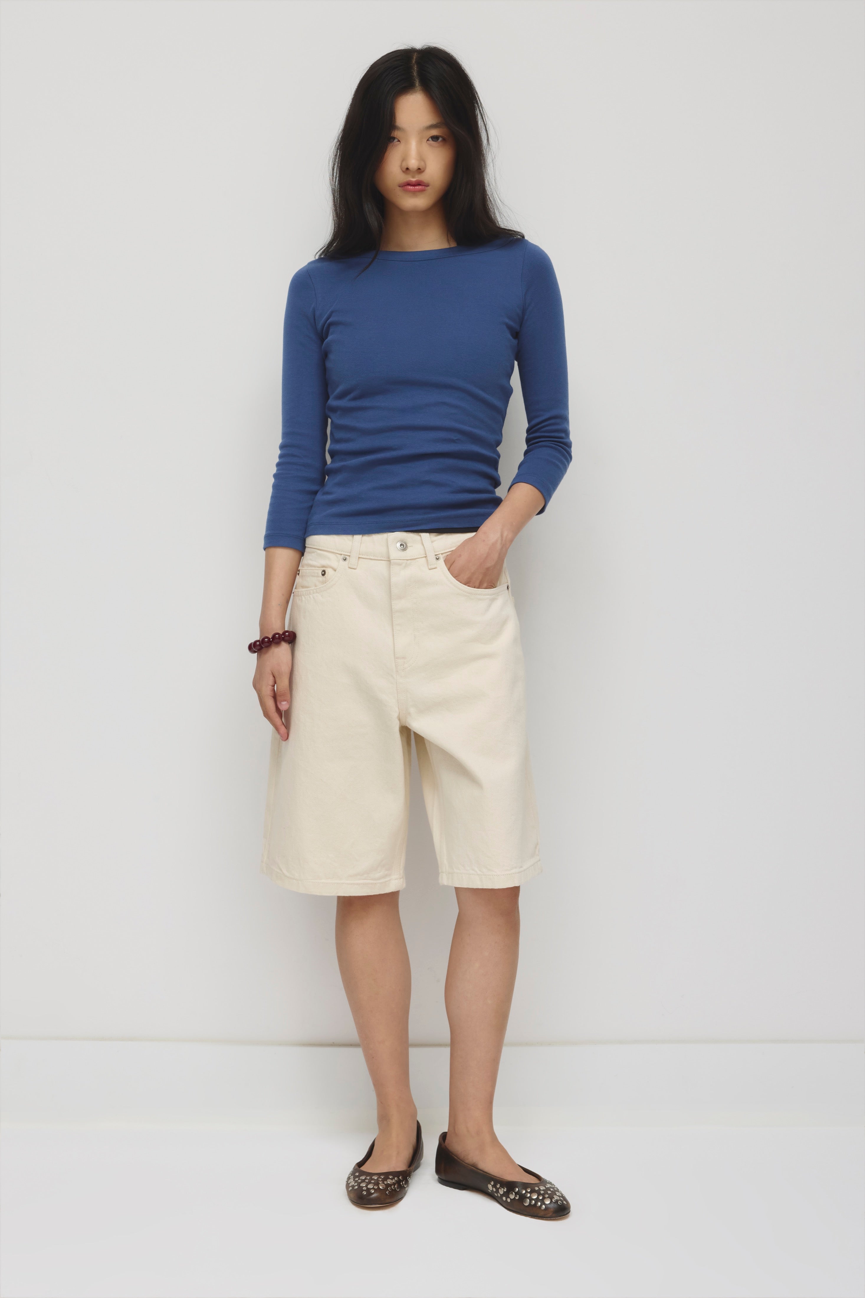 Antifit Denim Shorts in Natural