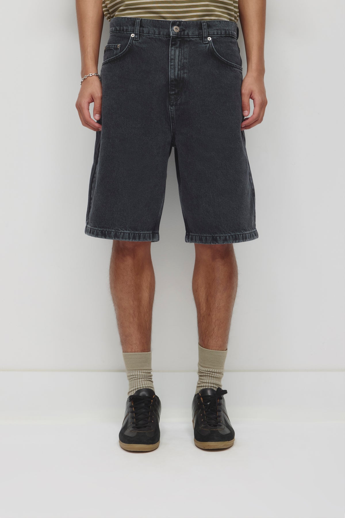 Short en jean Antifit unisexe en washed Black