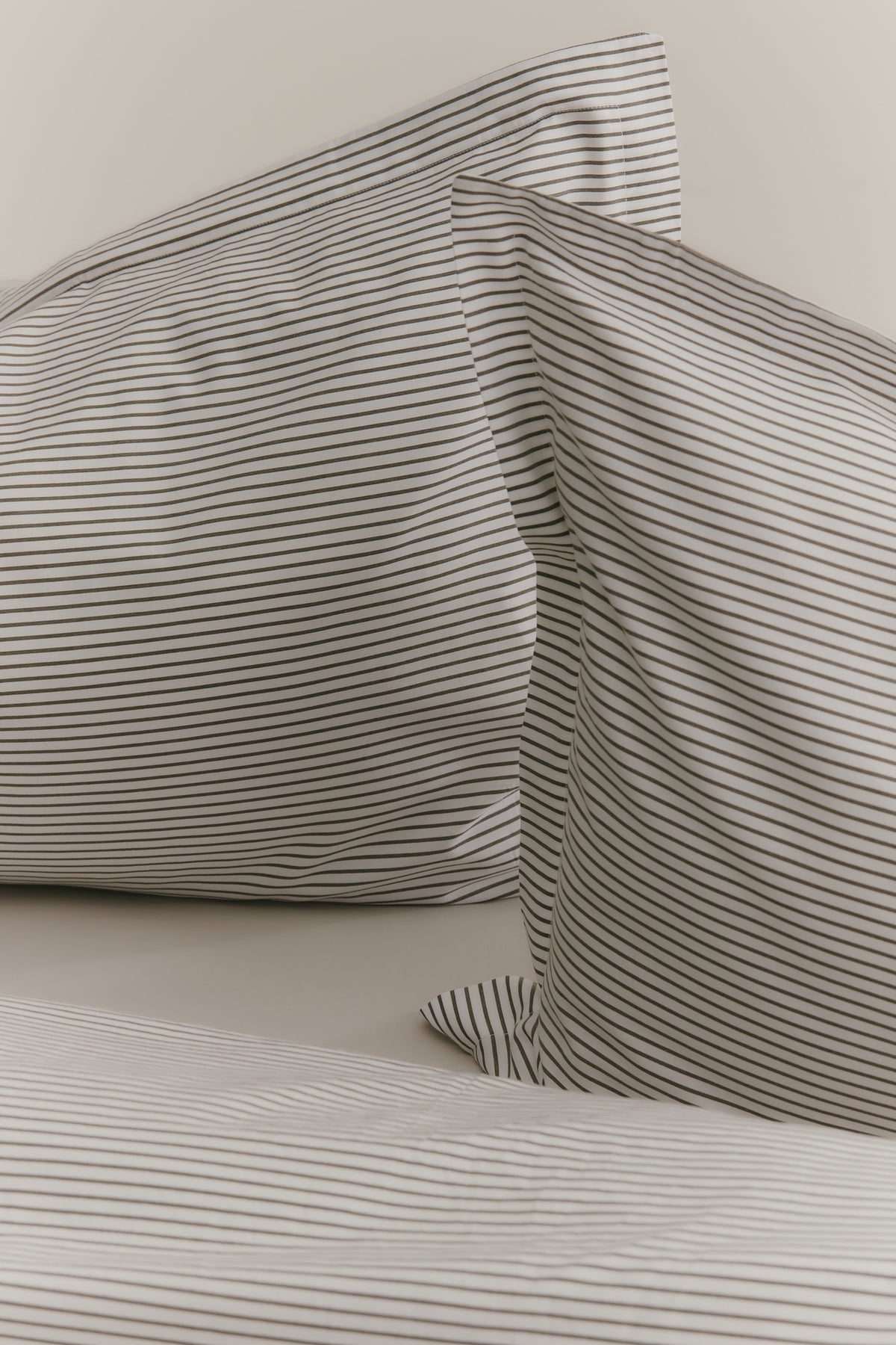 Duvet Cover and Sham Set in Olive/White Microstripe