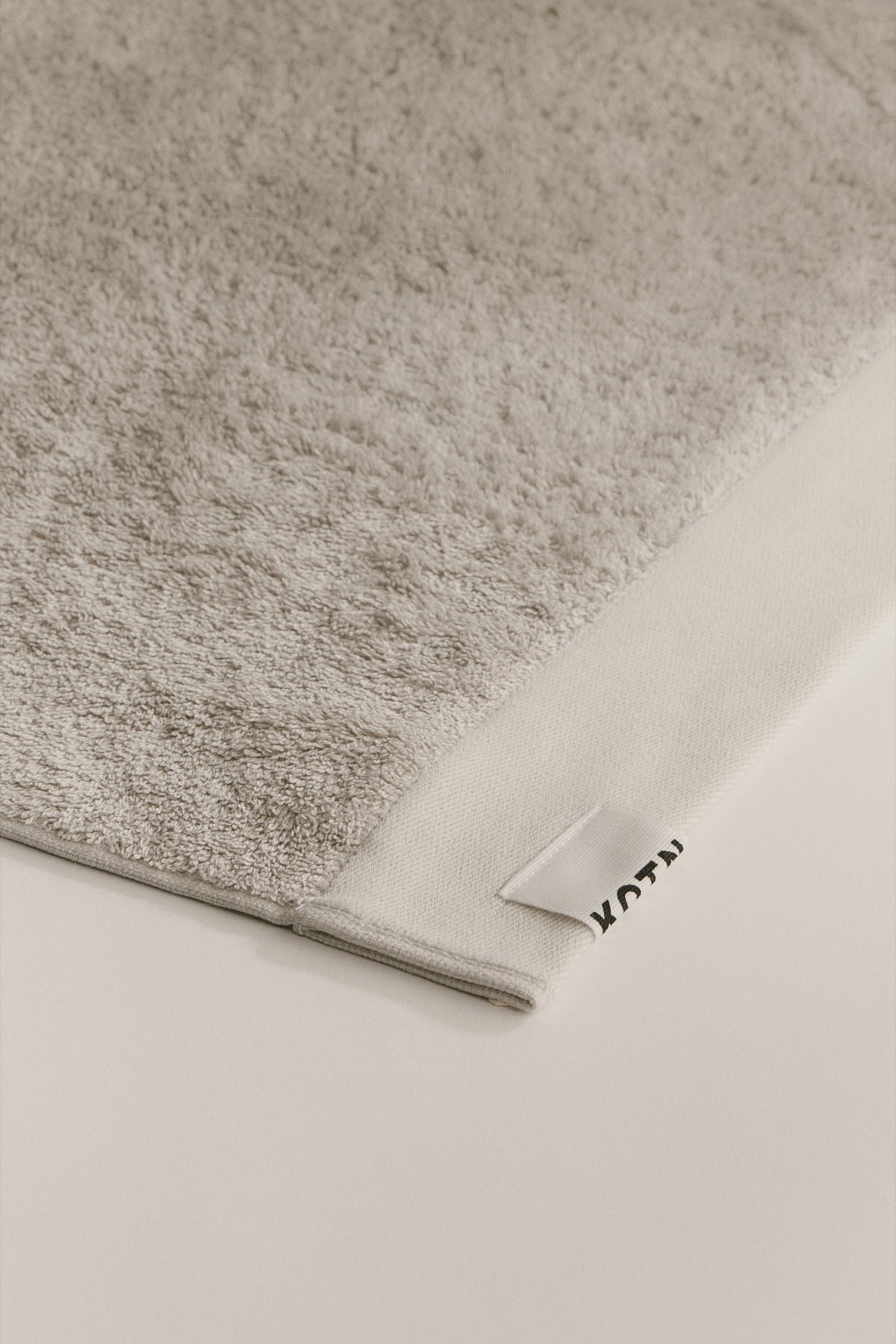 Egyptian Cotton Bath Sheet in Aluminum