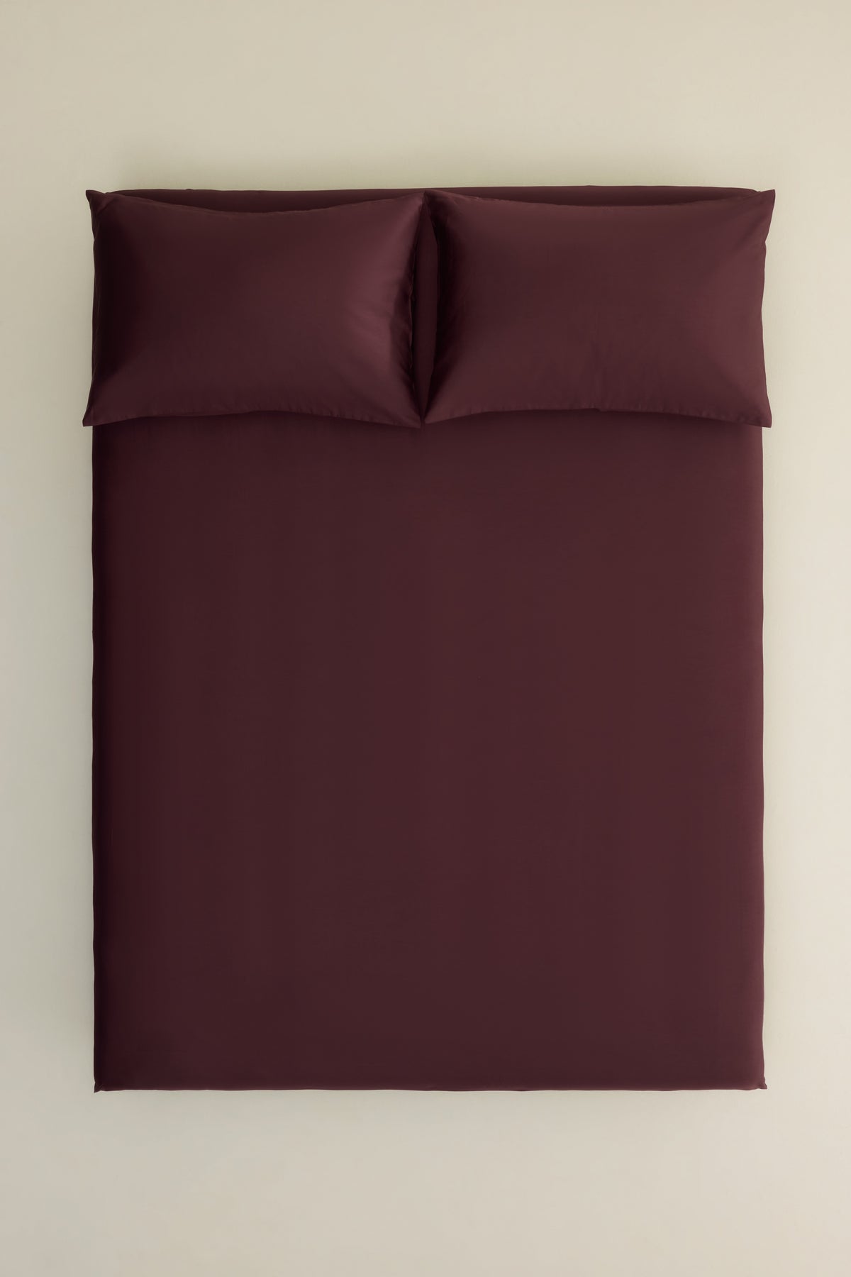 Fitted Sheet and Pillowcase Set in Chocolate Plum