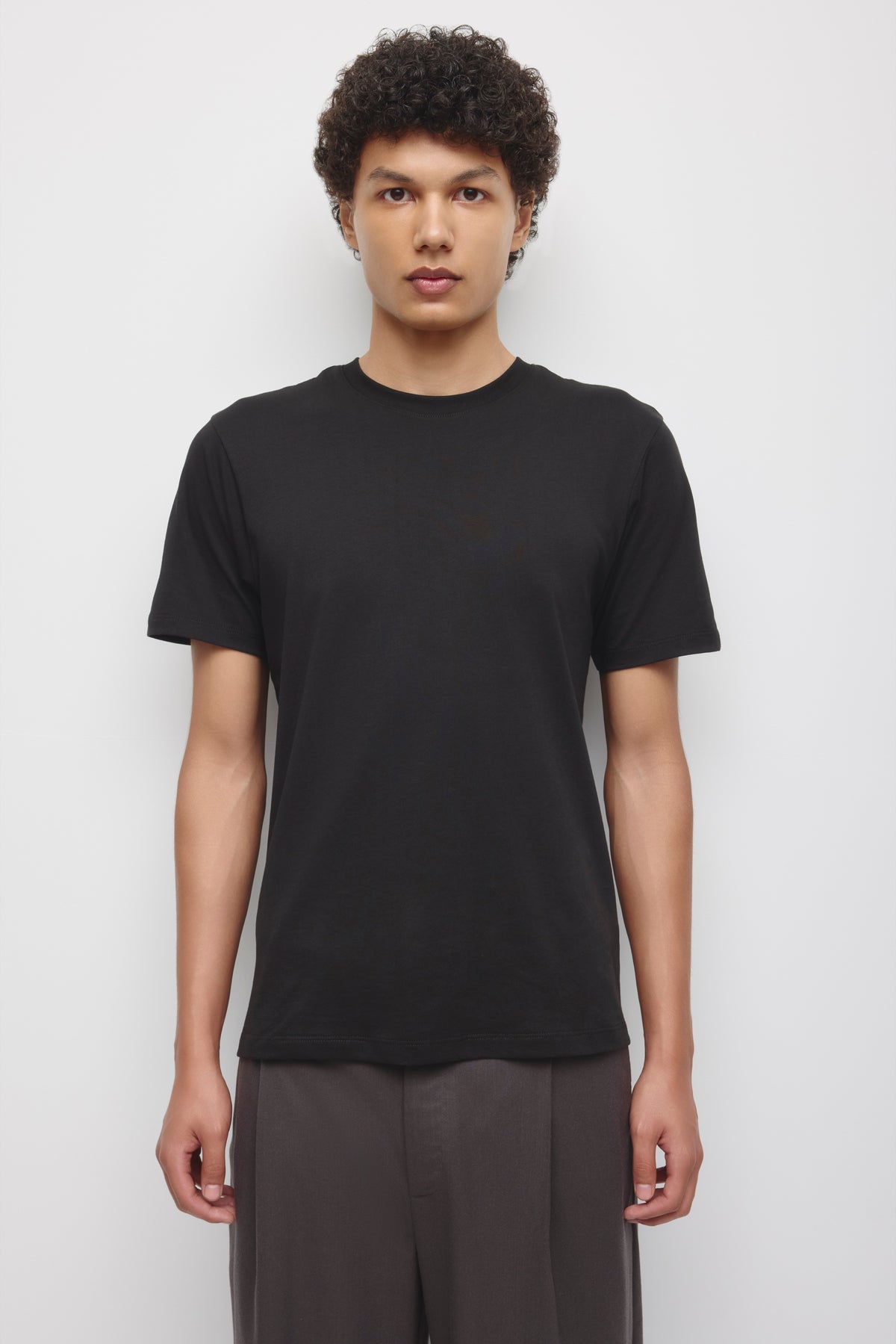 Hommes Essential Crew en noir
