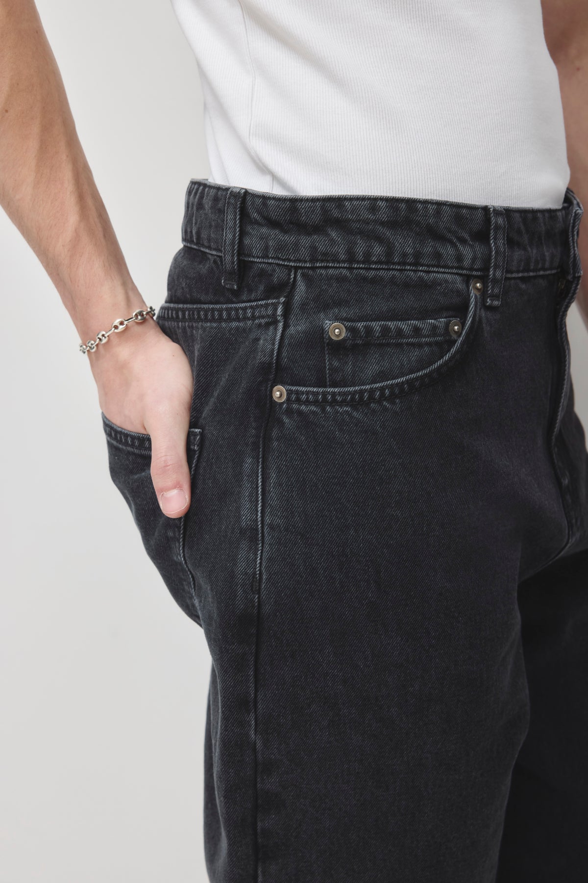 Jean Masa pour homme en washed Black