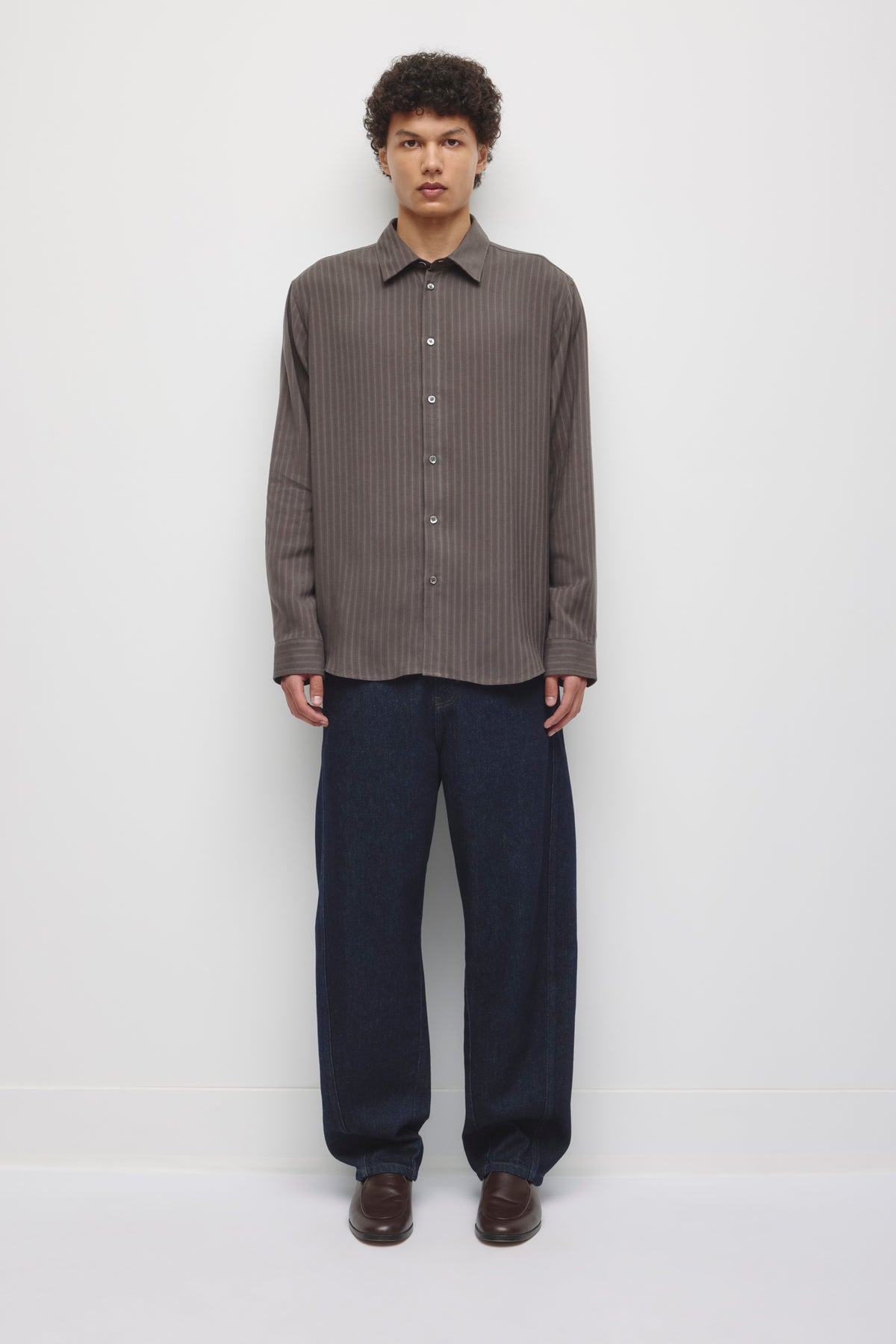 Men's Ramad Shirt in Charcoal