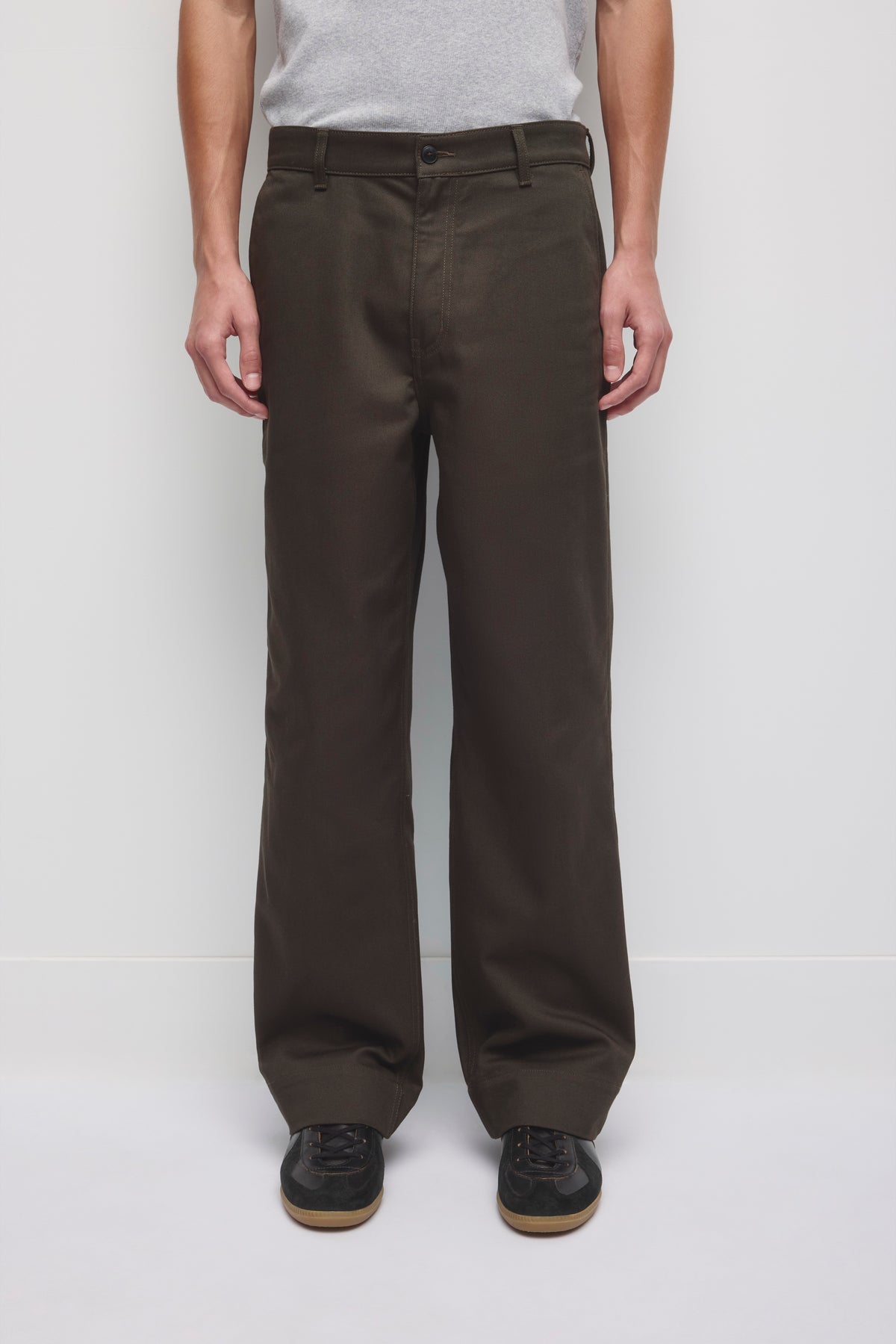 Men's Slouchy Buma Trouser in Charcoal