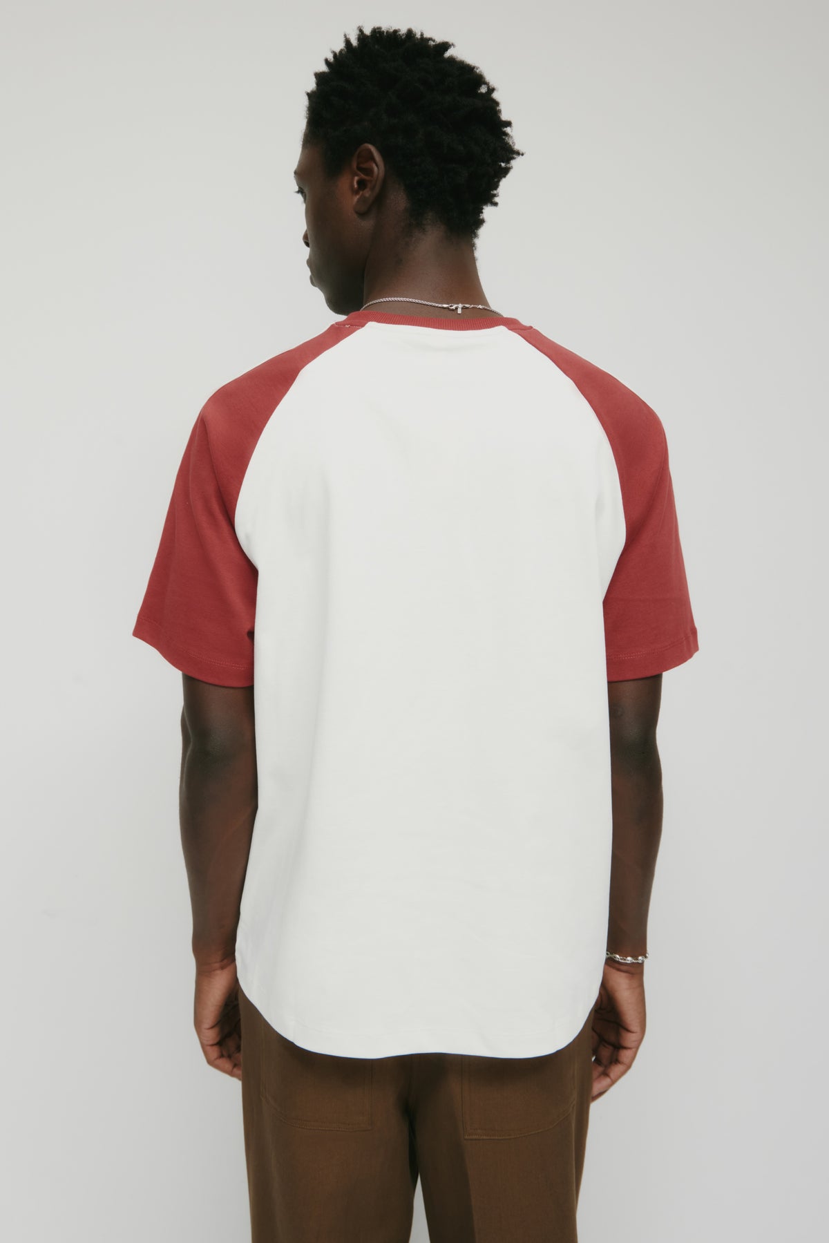 Men's Varsity V-Neck in Marshmallow/Yakimo