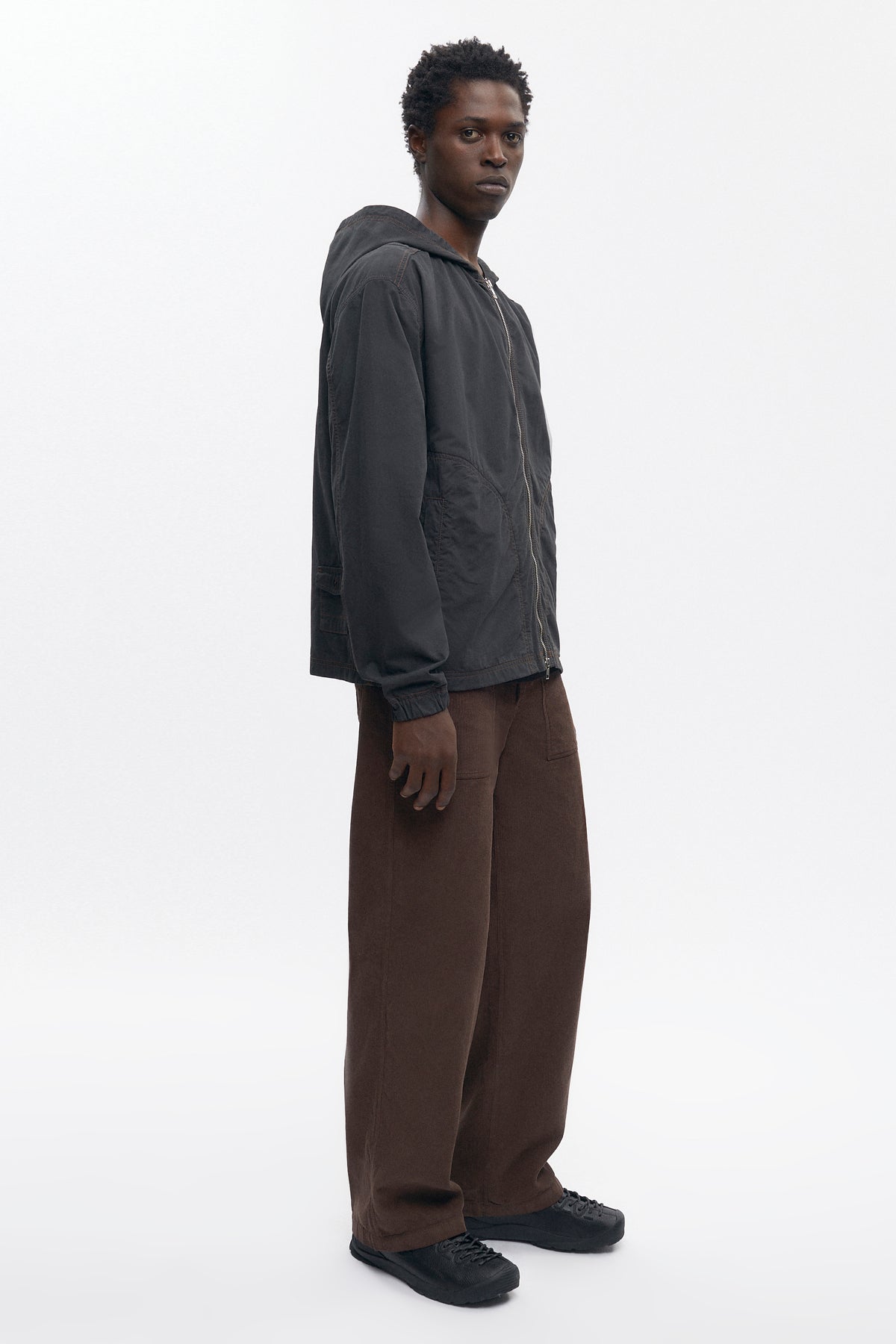 Tefnut Beach Hoodie in Black