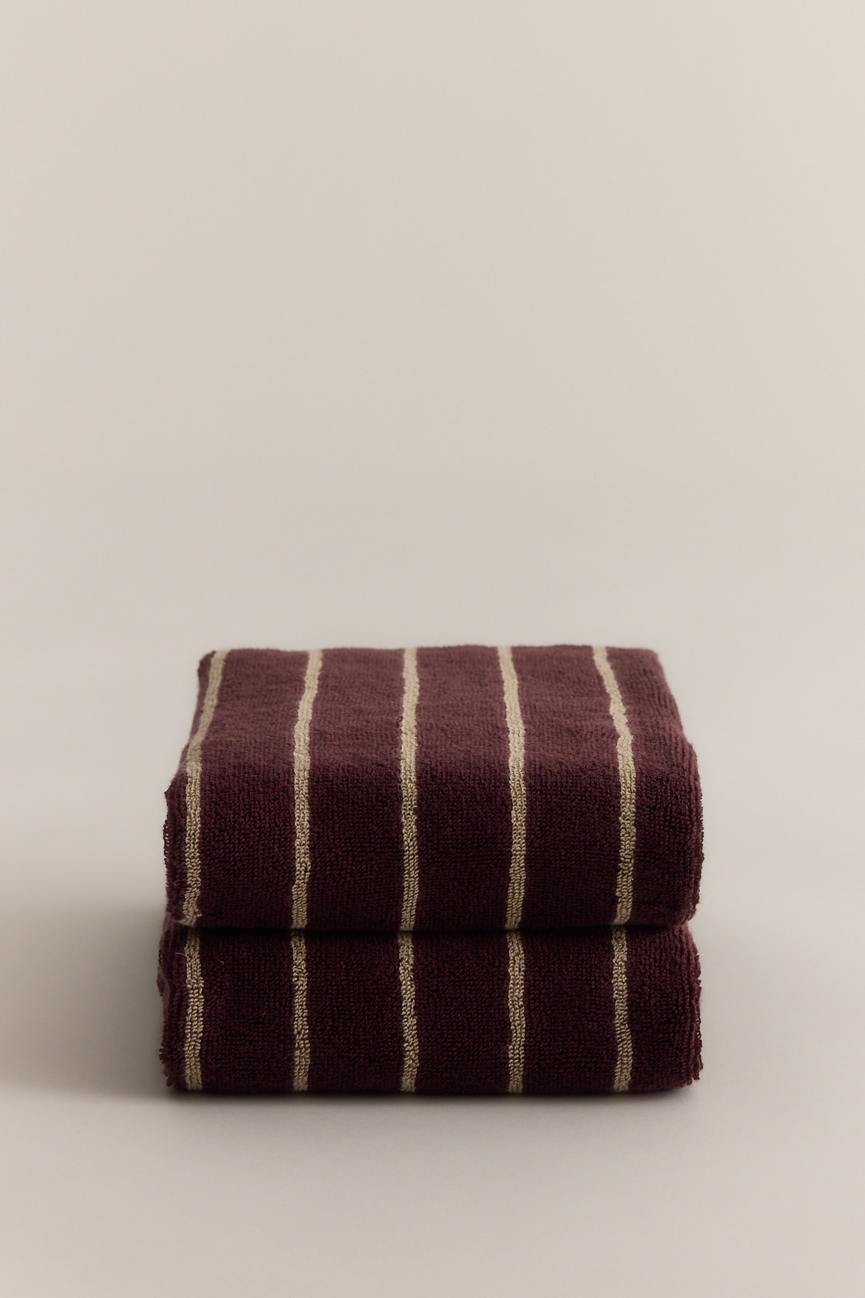 Egyptian Cotton Hand Towel (2 Pack) in Chocolate Plum/Cashmere