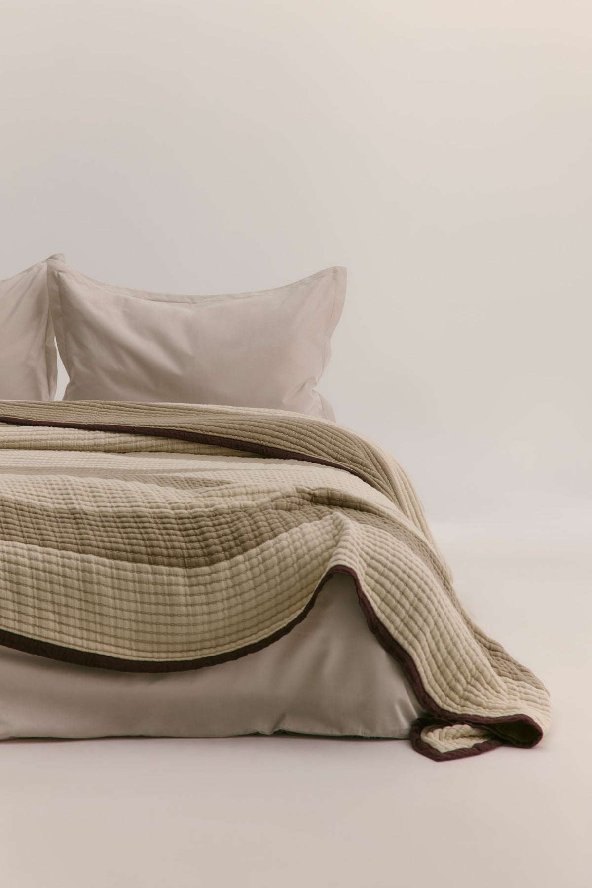 Striped Quilted Comforter in Natural/Pure Cashmere/Fudge
