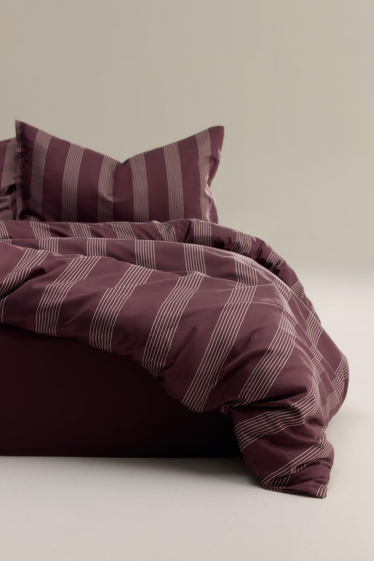Duvet Cover and Sham Set in Chocolate Plum/Cashmere