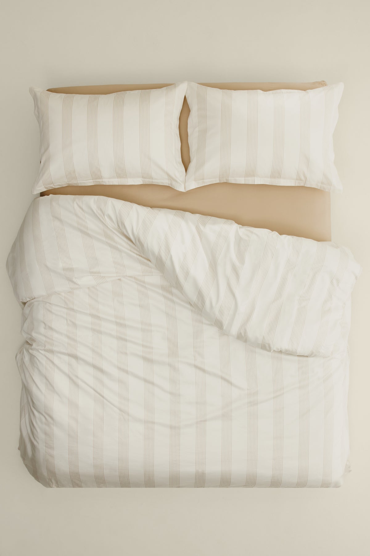 Duvet Cover and Sham Set in Natural/Cashmere