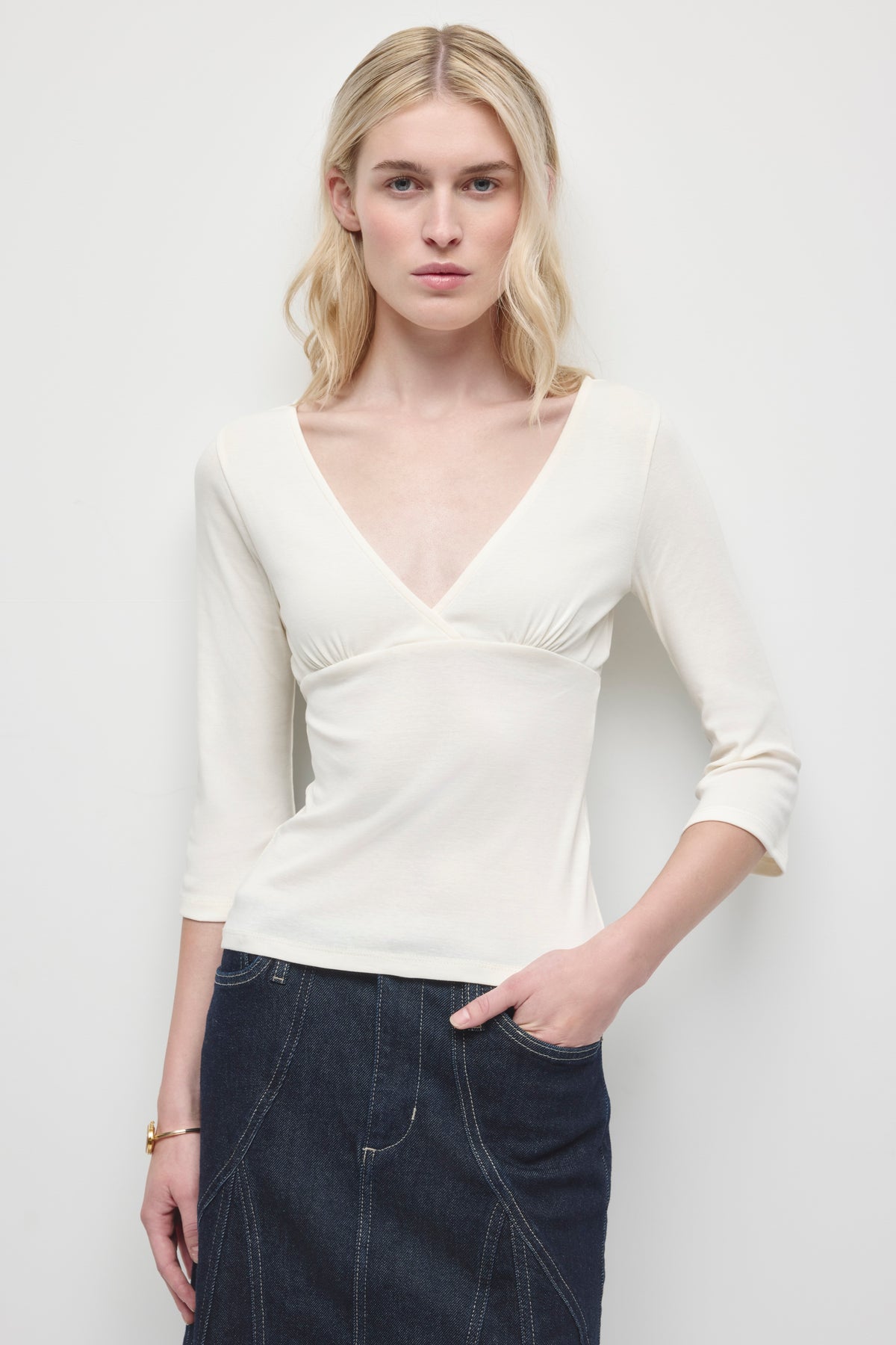 Women's Crossover 3/4 Sleeve Top in Marshmallow