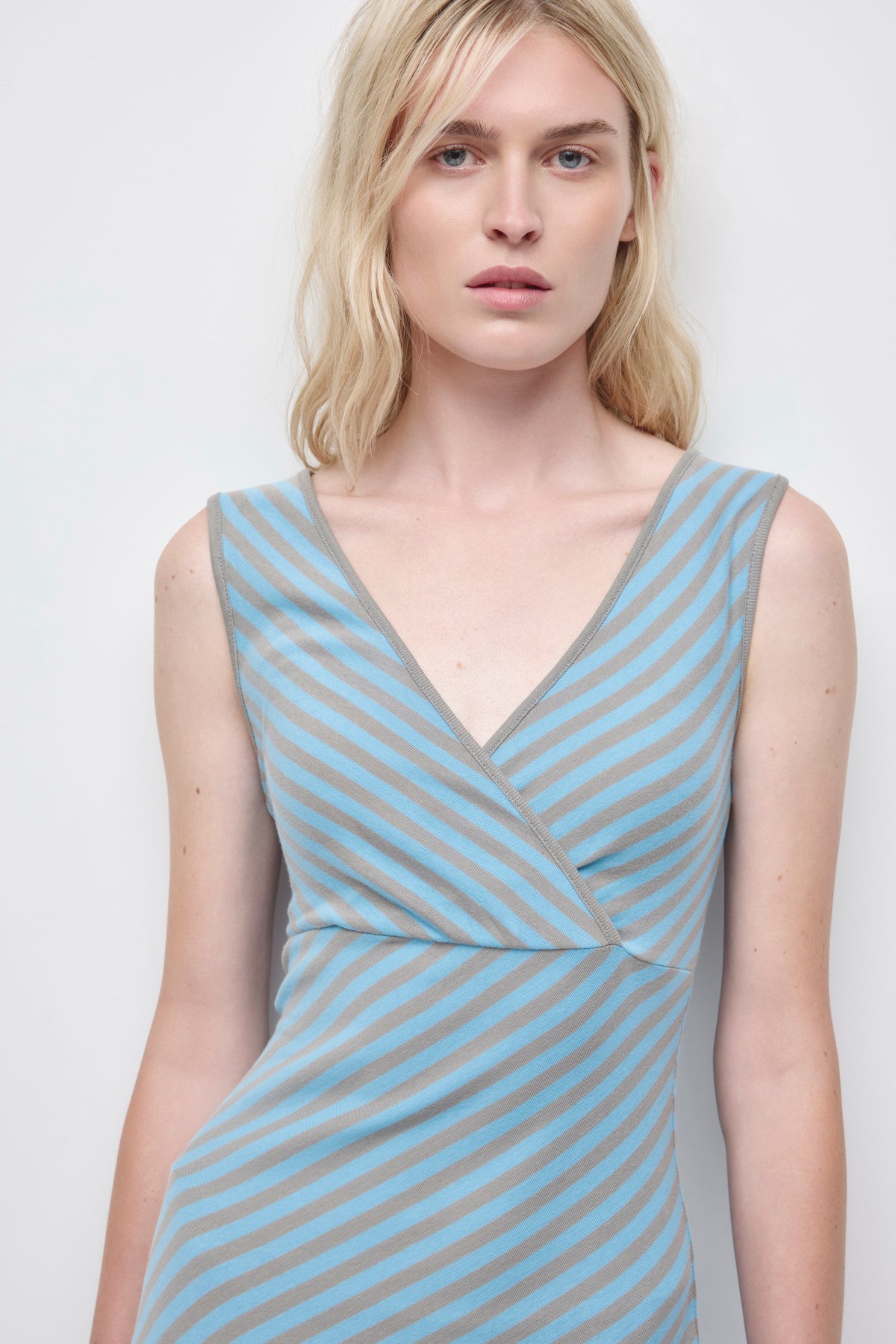 Women's Crossover Dress in Azure/Gypsum