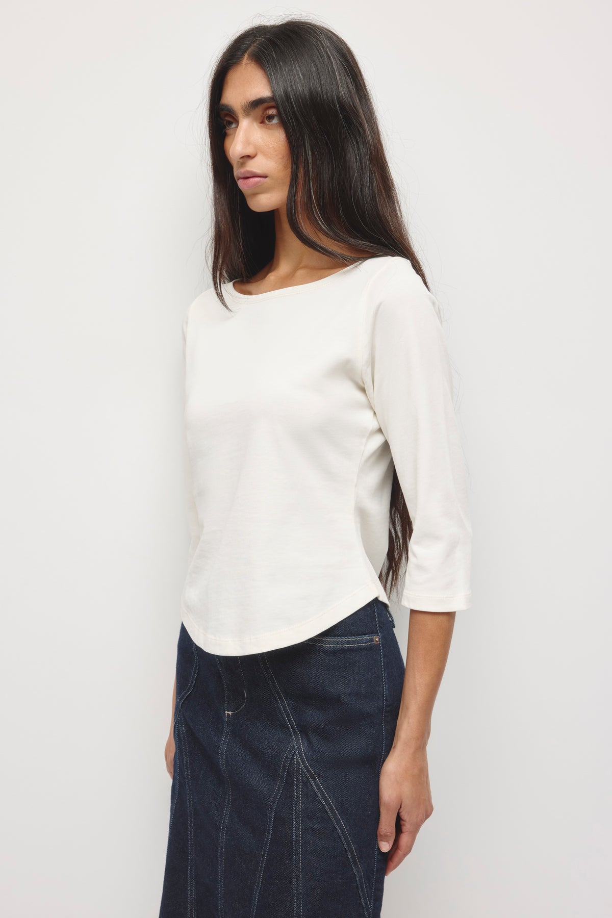 Women's Curved Hem 3/4 Sleeve in Marshmallow