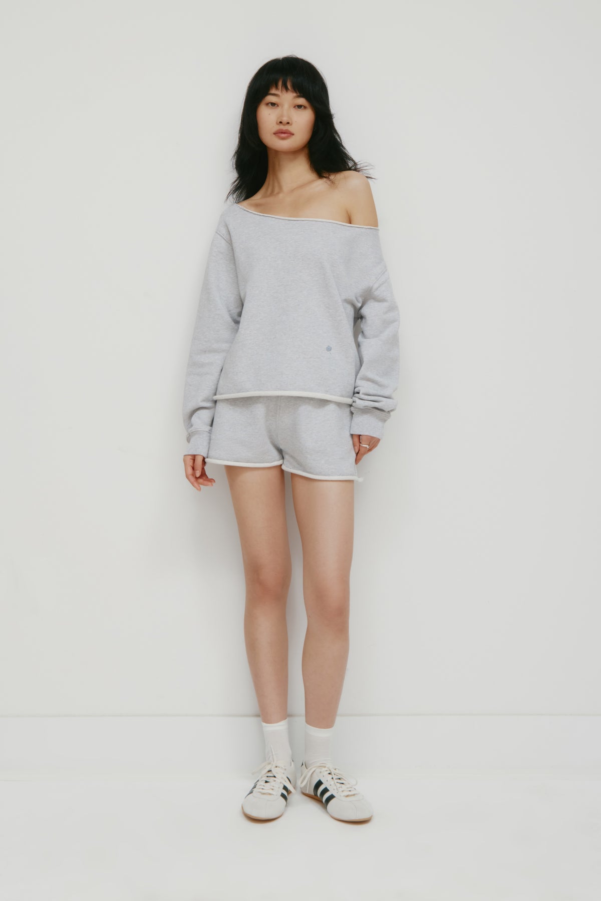 Model is 5’9” and is wearing a size XS.
