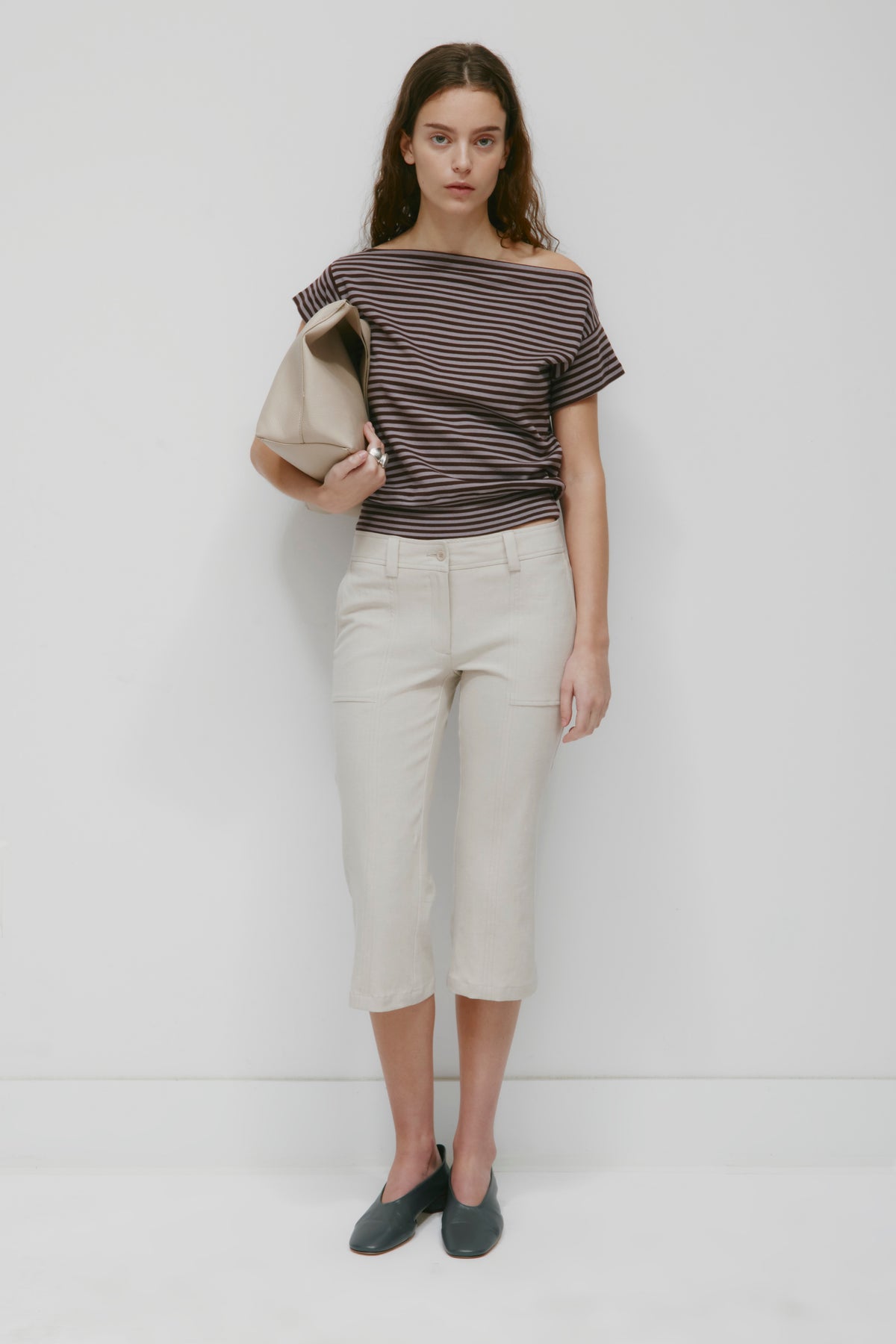 Model is 5’9” and is wearing a size 4.