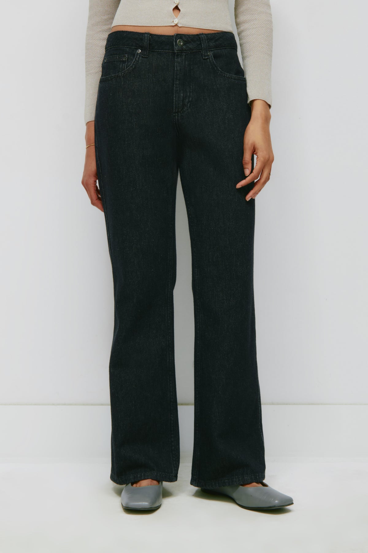 Women's Marfa Denim in Washed Black