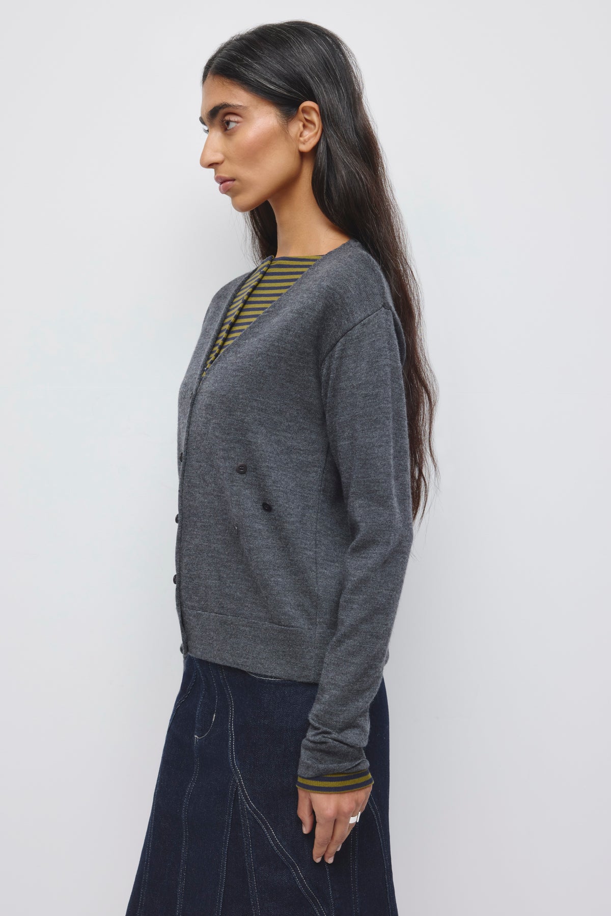 Women's Mona Merino Cardigan in Charcoal Melange