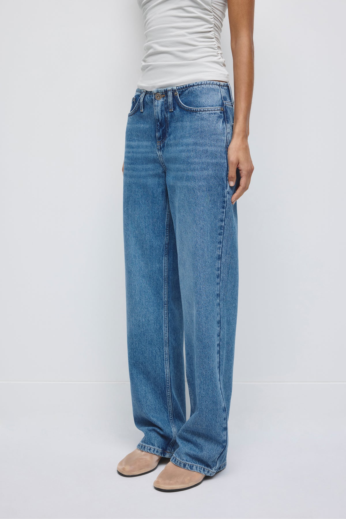 Women's Safi Denim in Medium Wash