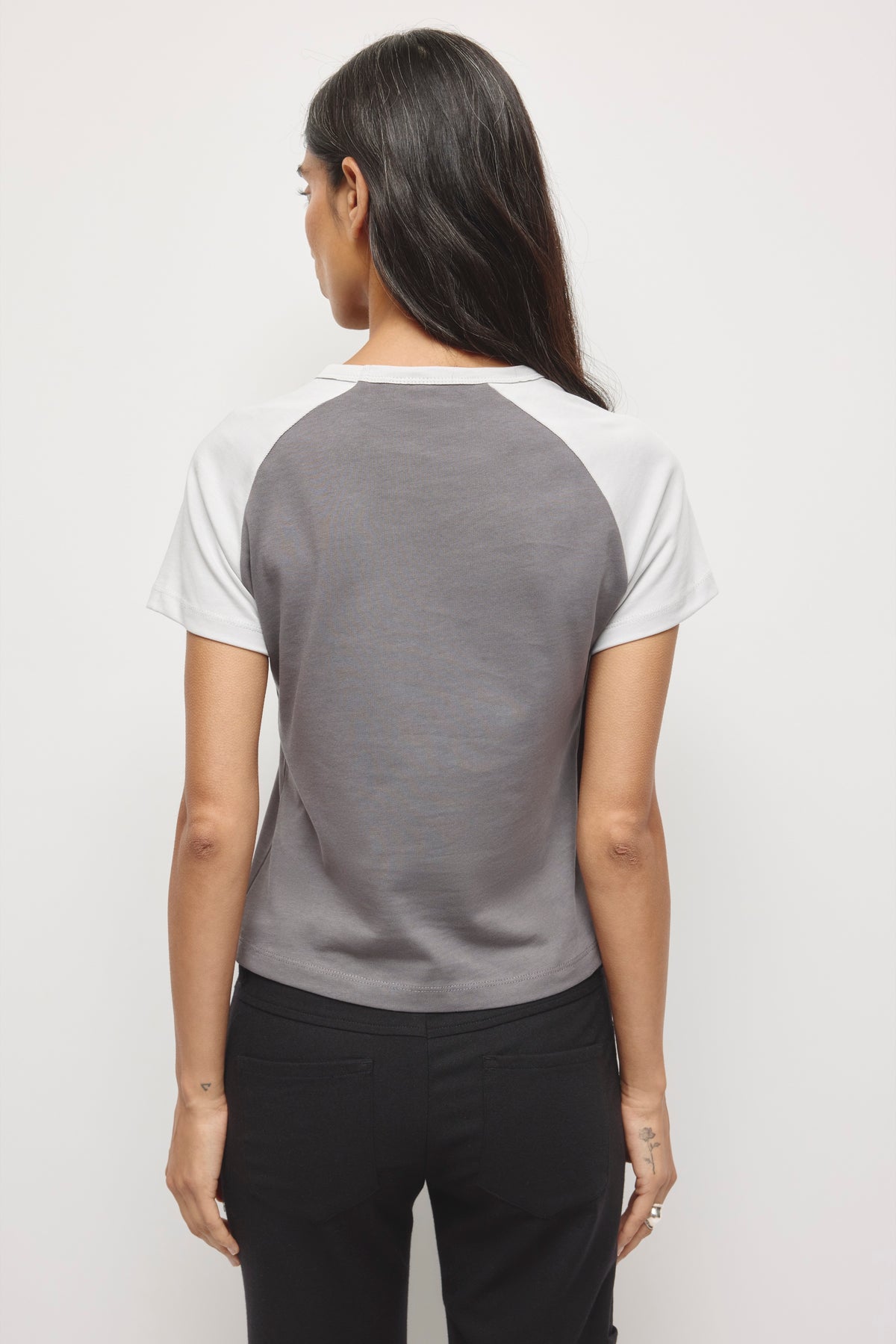 T-shirt Varsity court pour femme en orage/Brume