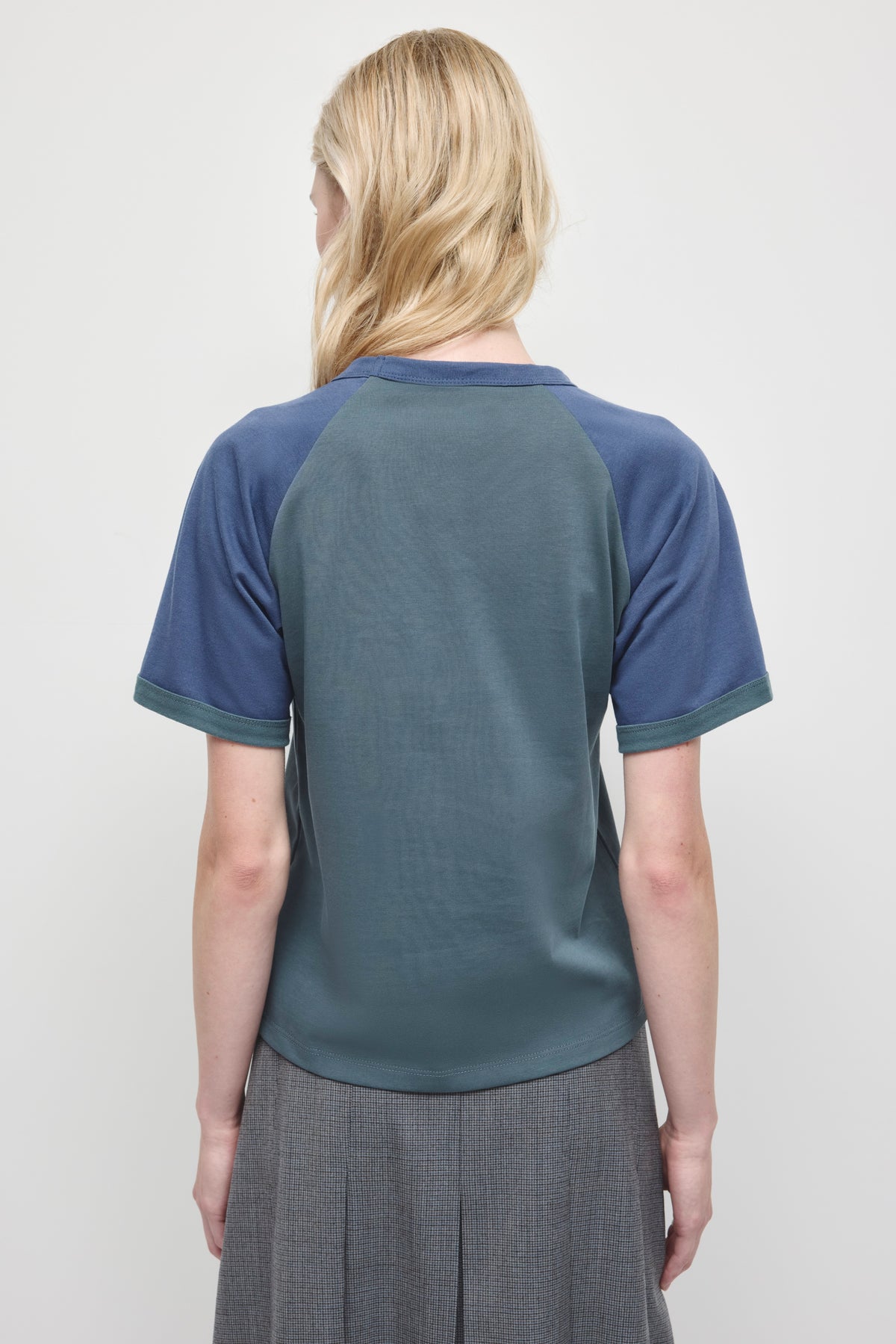 T-shirt Varsity col V femme en ardoise foncé/Indigo foncé