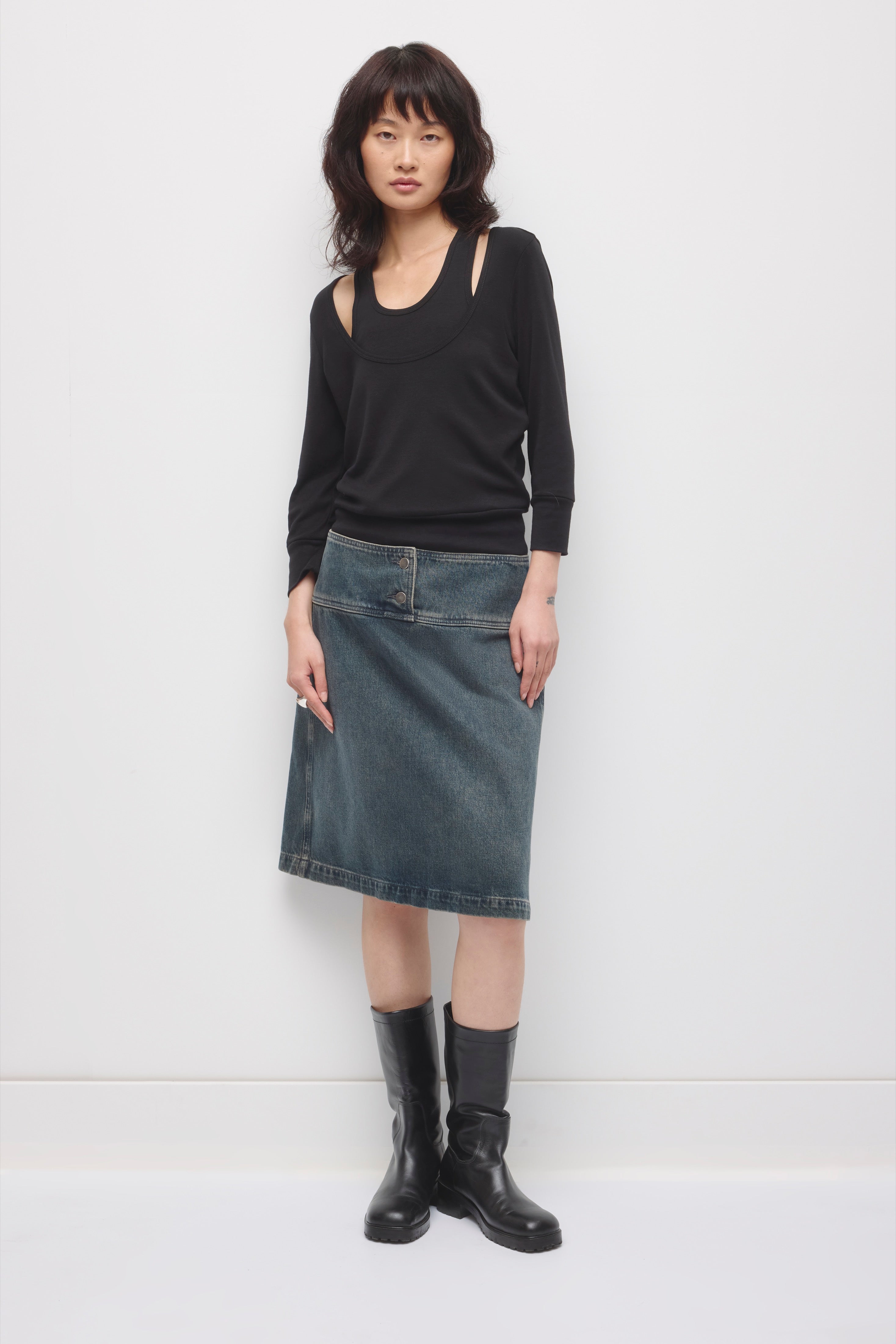 Women's Zahra Layered Scoop Tee in Black