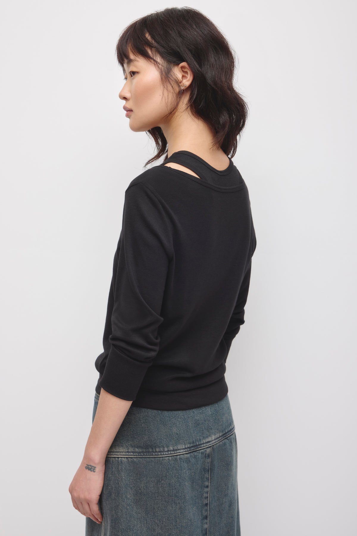 Women's Zahra Layered Scoop Tee in Black
