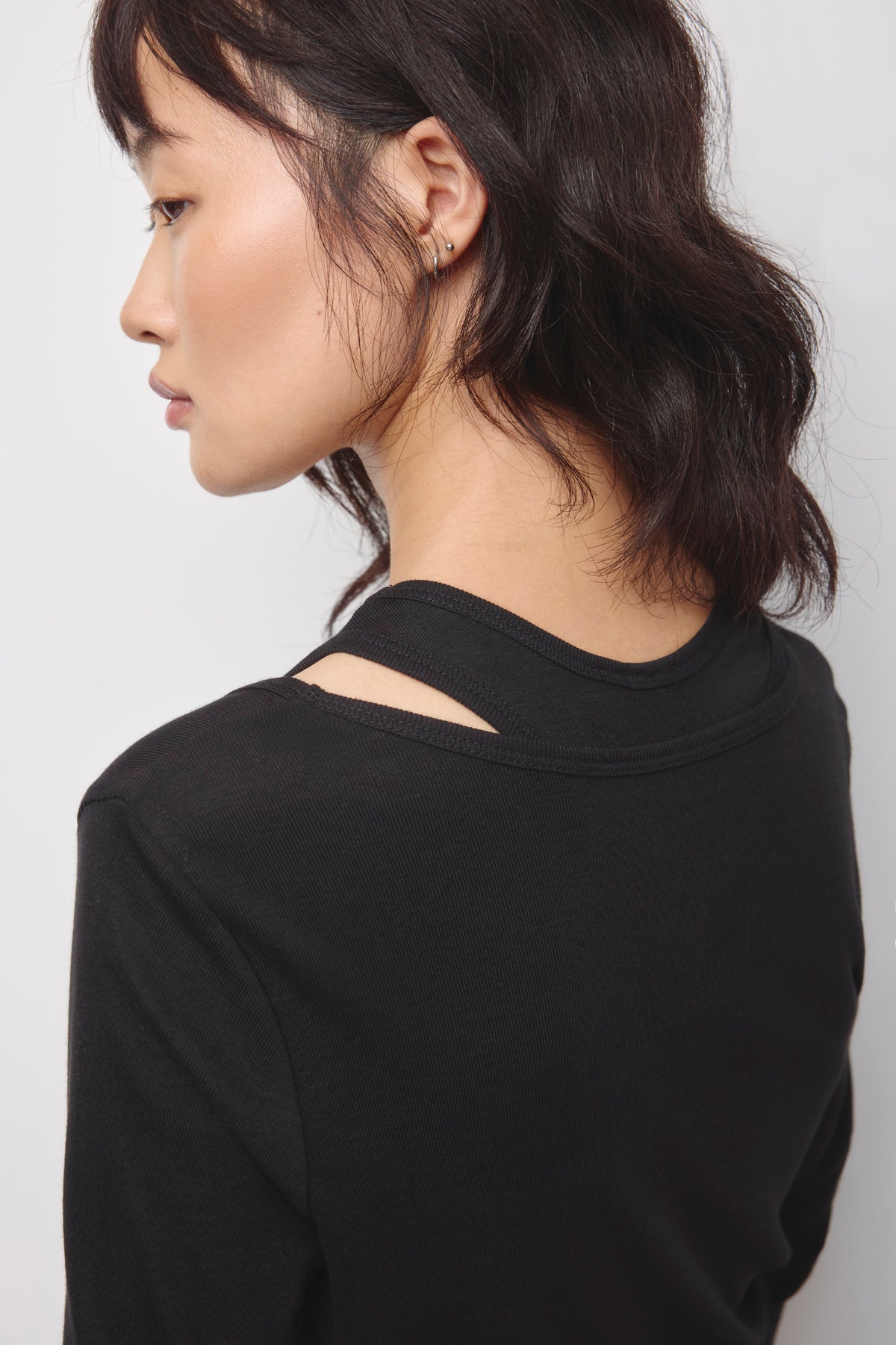 Women's Zahra Layered Scoop Tee in Black