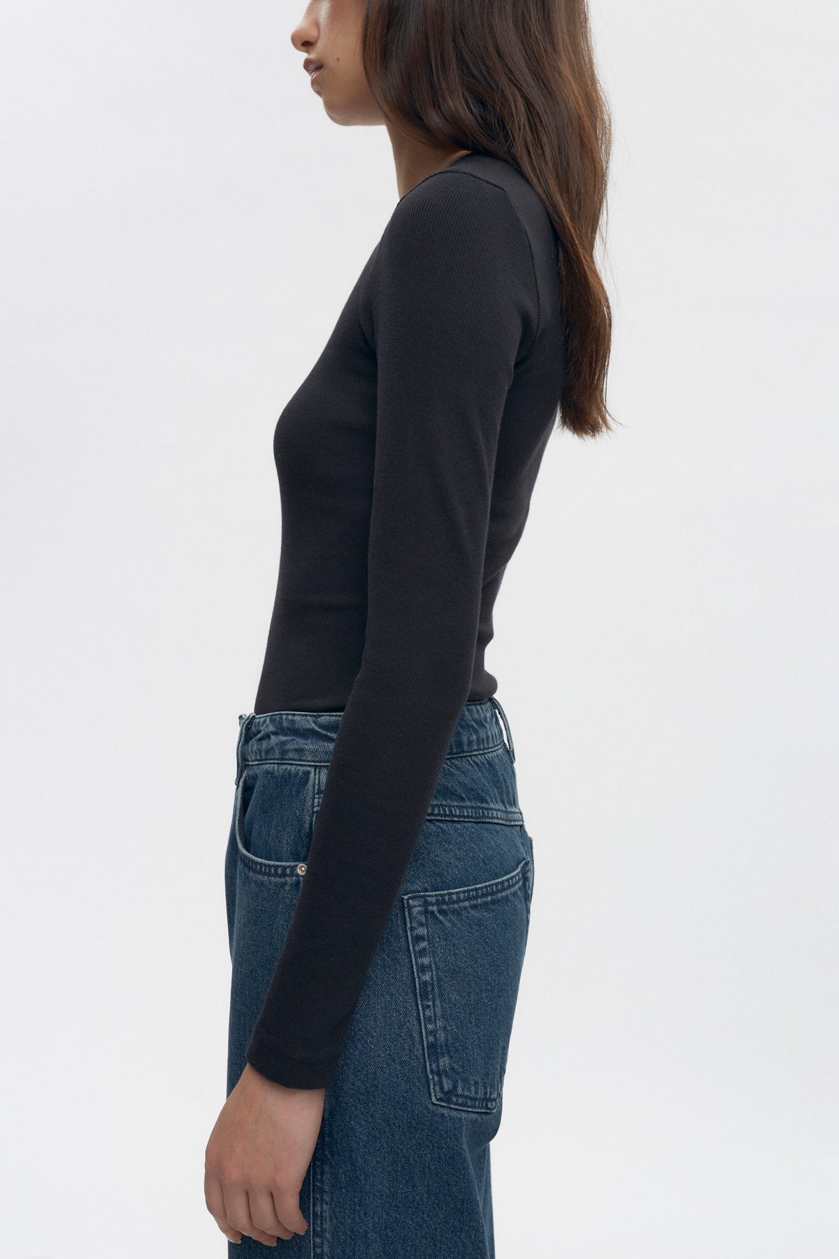 Women’s Asymmetric Neckline in Black