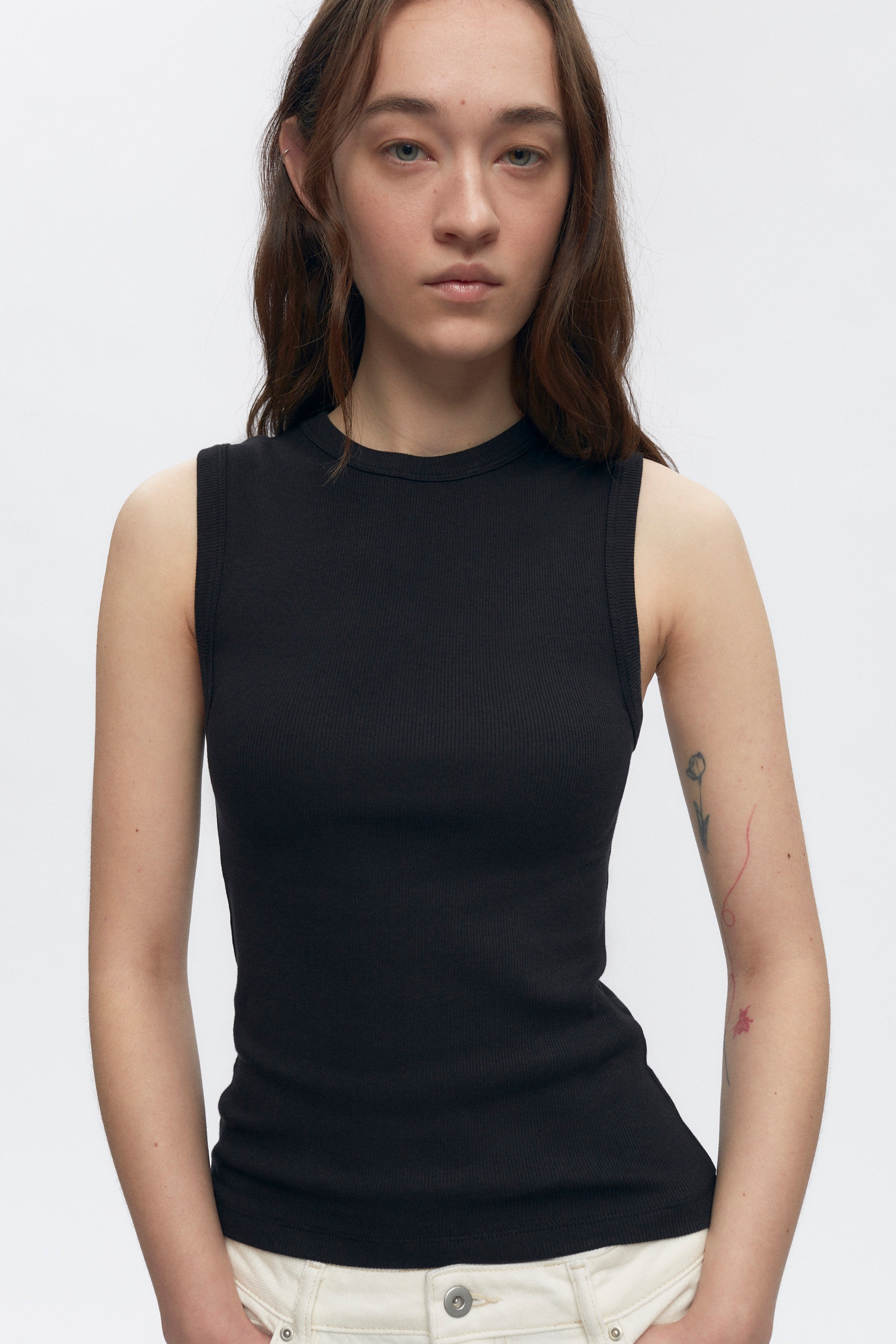 Women's Cut Off Tank in Black