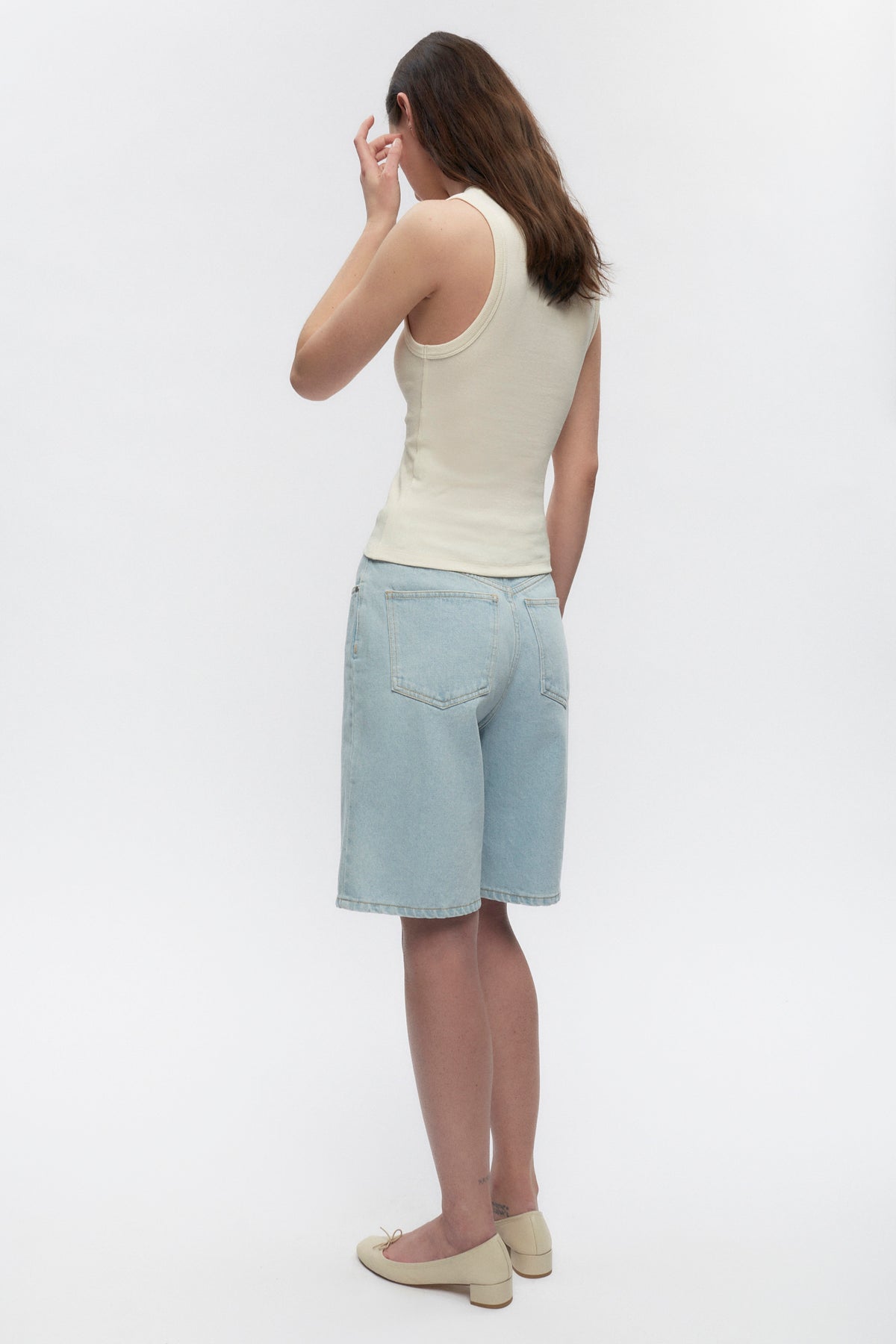 Women's Cut Off Tank in Marshmallow