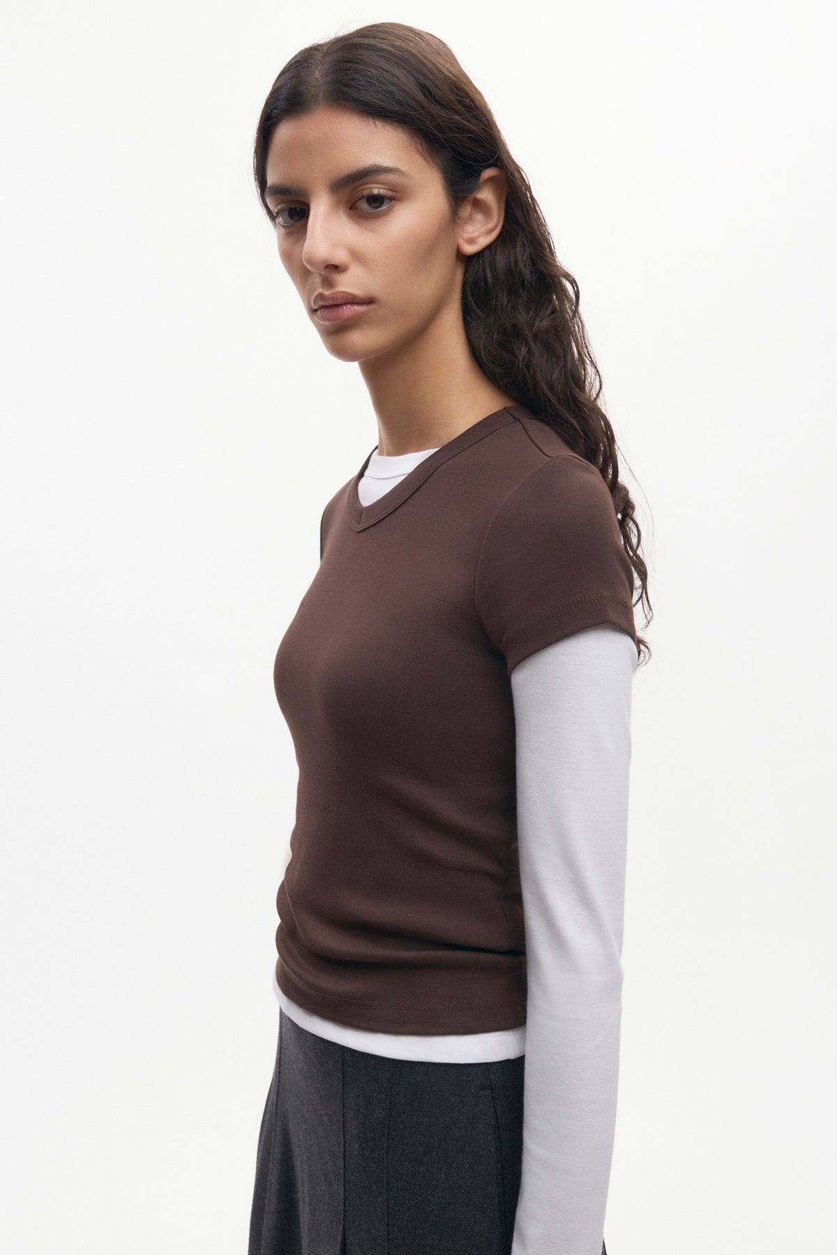 Women's High V-neck Tee in Coffee Bean