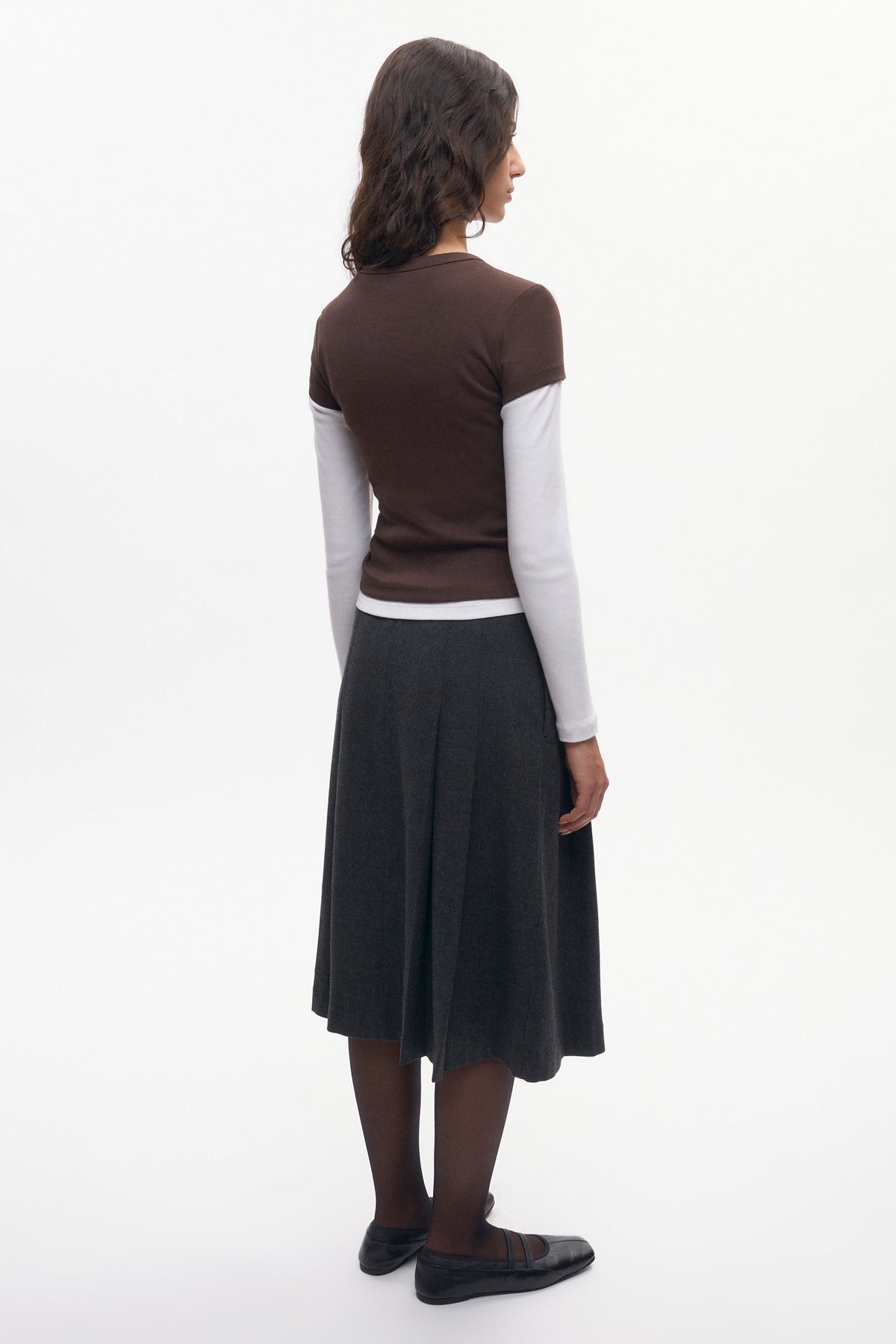 Women's High V-neck Tee in Coffee Bean