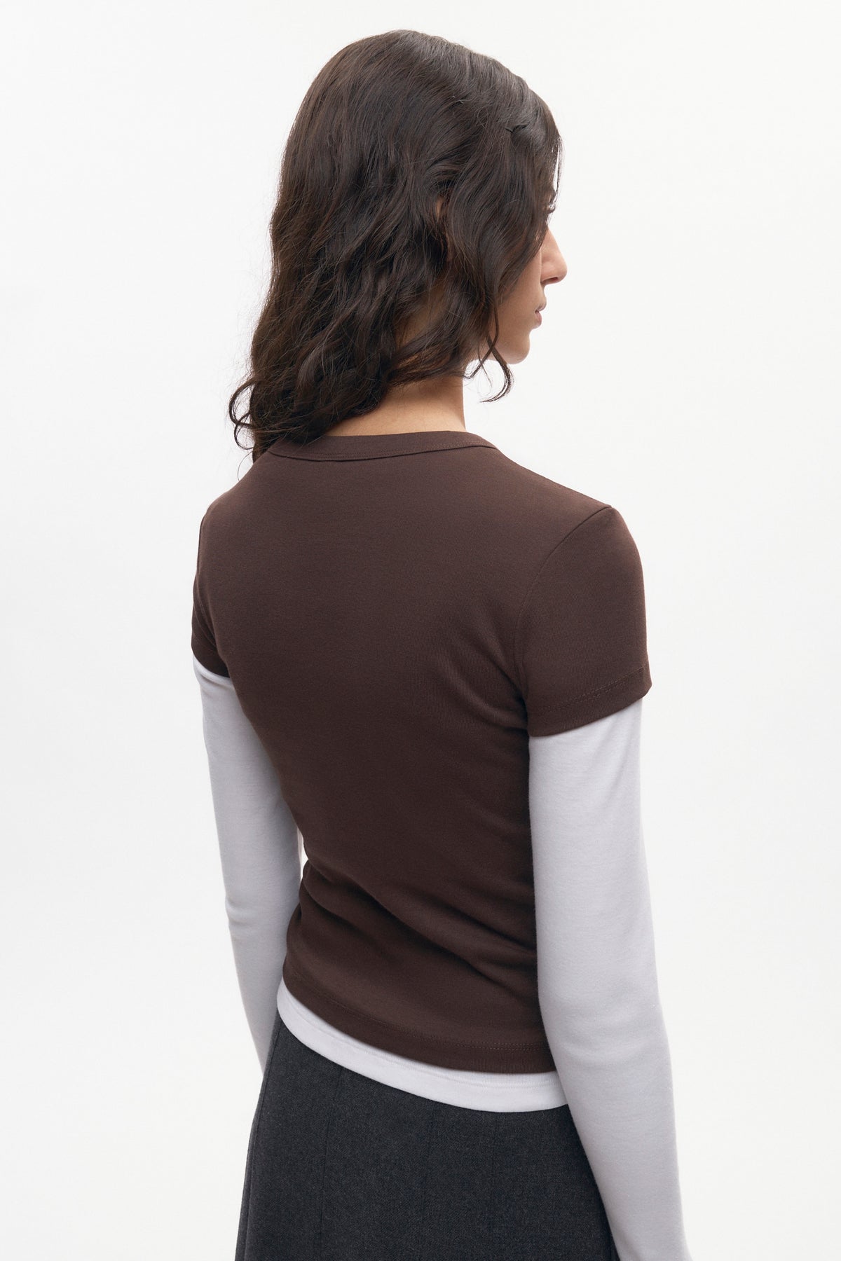 Women's High V-neck Tee in Coffee Bean
