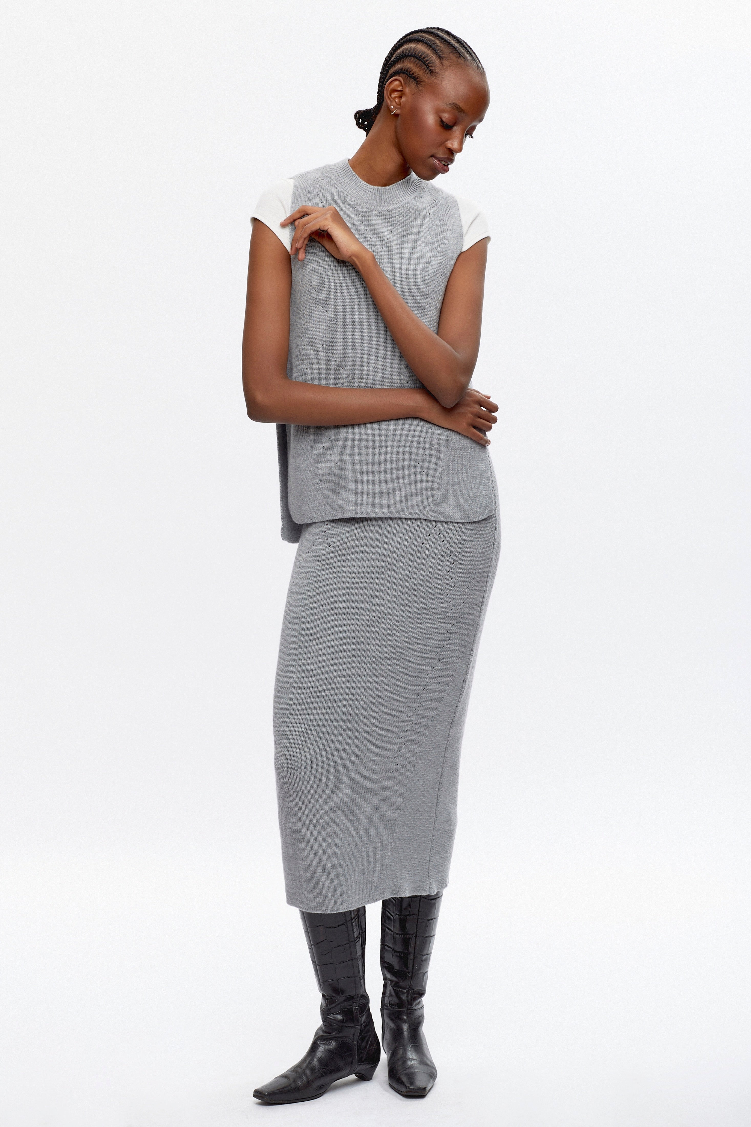 Women's Maadi Vest in Heather Grey