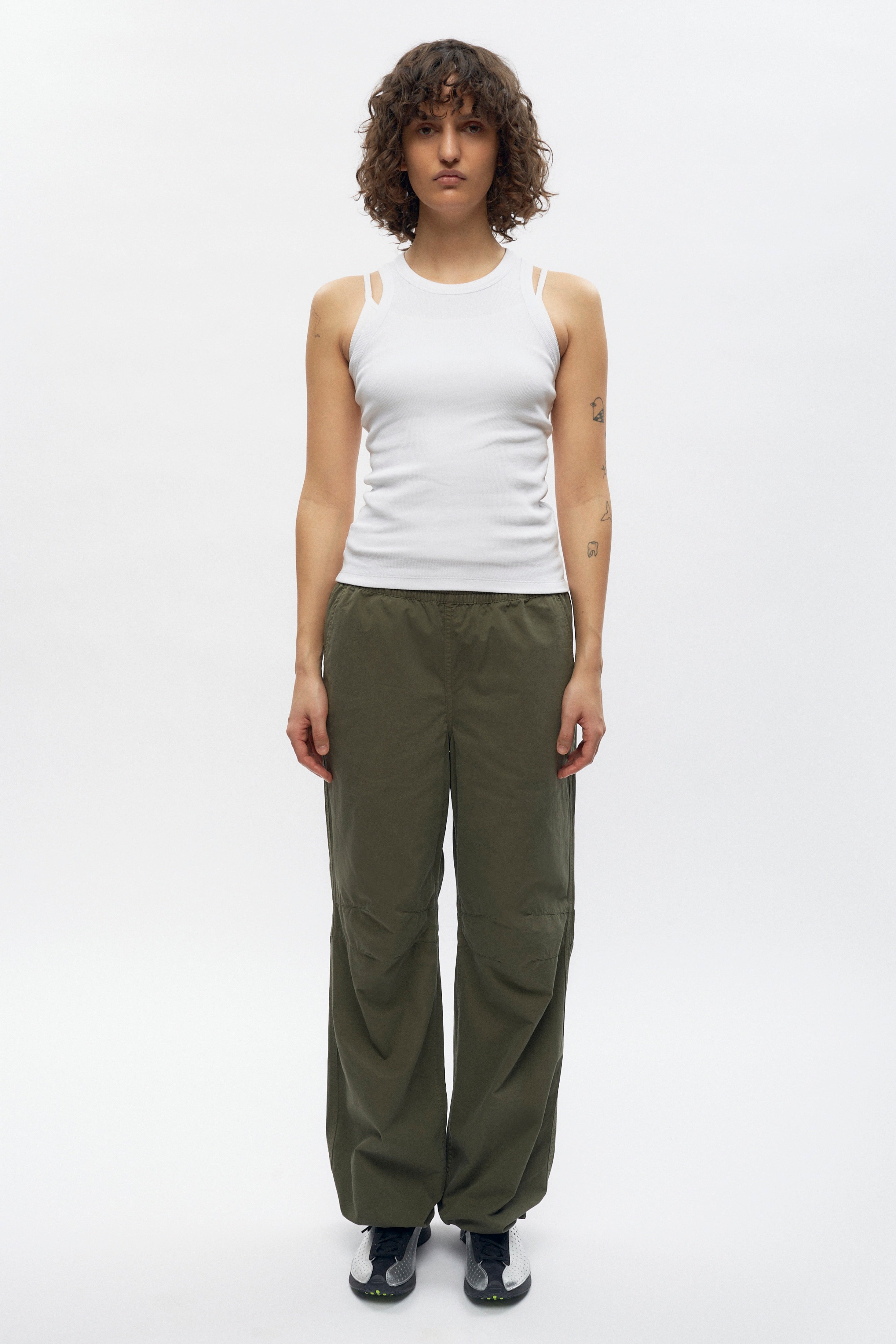 Women's Tefnut Cargo Pants in Olive