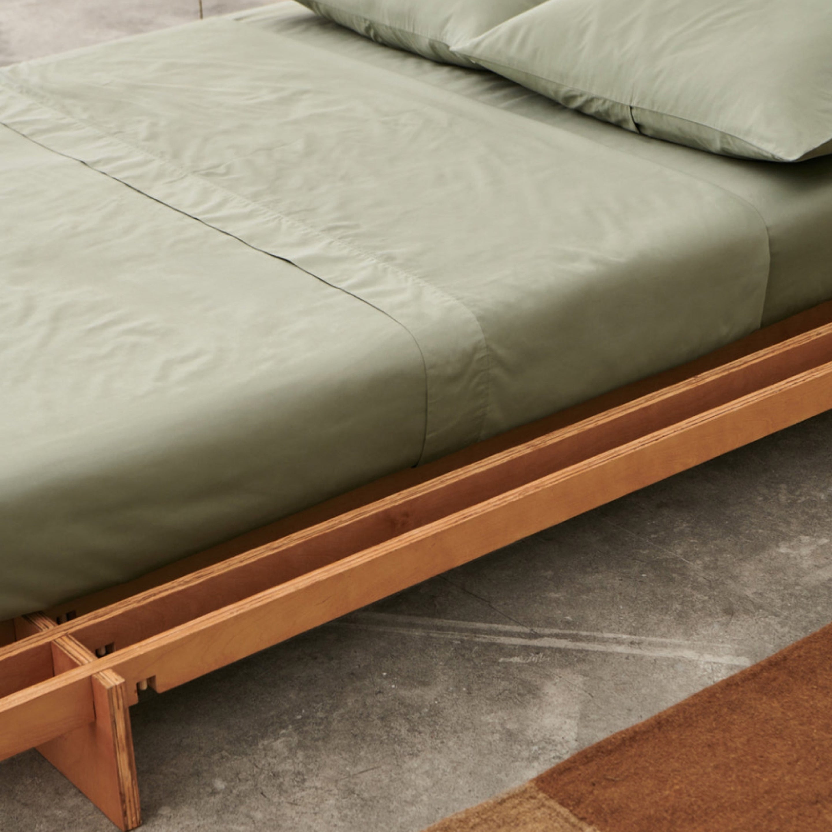 Kotn Sheets